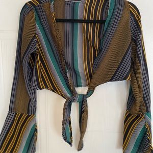 M boutique stripped cropped blouse